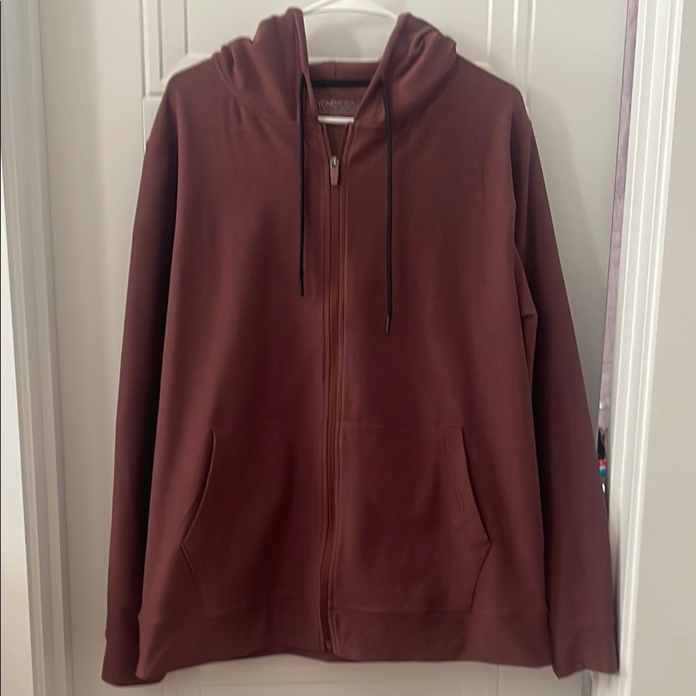 Beyond Yoga Men's Burgundy Full Zippered Hoodie
